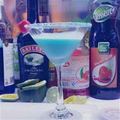 LGBT Cocktails – Vỉa Hè