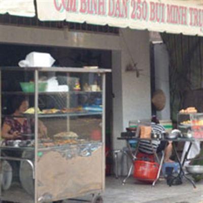 Cơm Bình Dân – Bùi Minh Trực