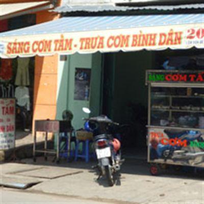Quán Cơm 200 – Lâm Văn Bền