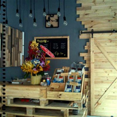 Pallet Cafe Shop