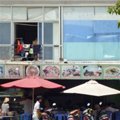 Hủ Tiếu Nam Vang – Nguyễn Thị Thập