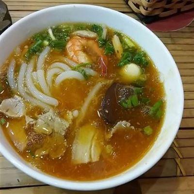 Bà Hường – Cháo Canh Hầm