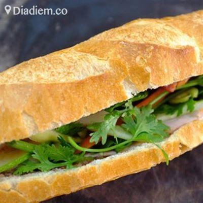 A Lủ – Bánh Mì Nem Nướng