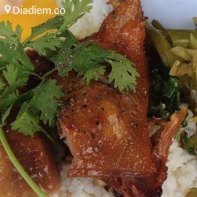 Ân Ký Quán – Cơm Tấm & Hủ Tiếu Bình Dân