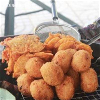 Bánh Chuối Chiên – Sắn Cốt Dừa