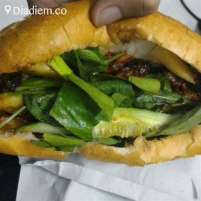 Bánh Mì Bò Lá Lốt