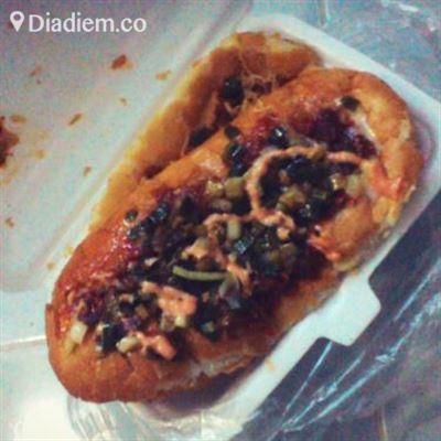 Bánh Mì Cay – Vòng Xoay Hưng Lợi