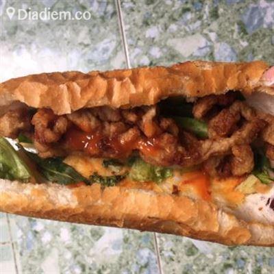 Bánh Mì Chả Cá Nóng 102