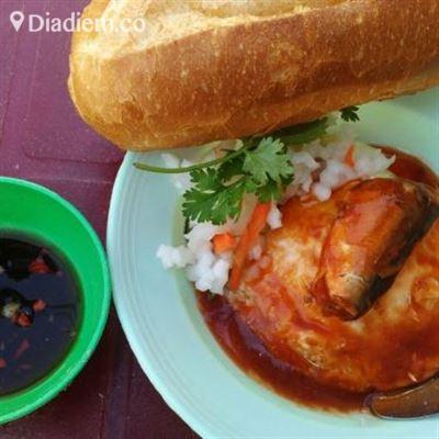 Bánh Mì Hẻm