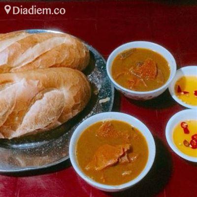 Bánh Mì Phá Lấu & Hột Gà Nướng