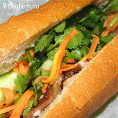 Bánh Mì Tám Tăng