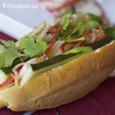 Bánh Mì Thập Cẩm – Trần Xuân Soạn