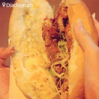 Bánh Mì Thịt Xiên – Hàng Buồm