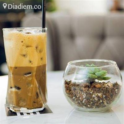 Blooms’s Coffee Garden