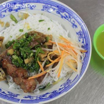 Bò Nướng Lá Lốt & Bún Nem Nướng – Nguyễn Văn Cừ