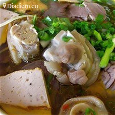 Bún Huyền Trang – Bà Huyện Thanh Quan
