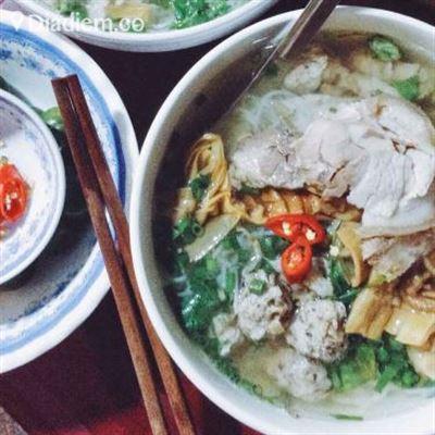Bún Sườn Mọc Thịt – Hàng Chiếu