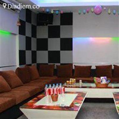 C Club Karaoke