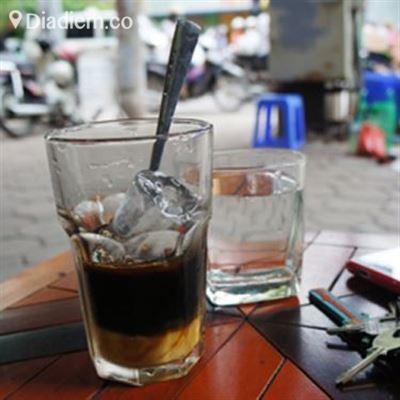 Cà Phê Lề Đường