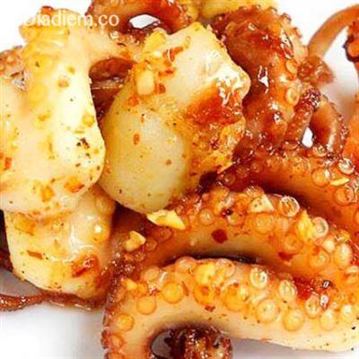 Cây Thông Quán – Võ Văn Kiệt