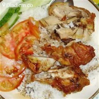 Cơm Bình Dân Trường Vũ – Lê Quang Đạo