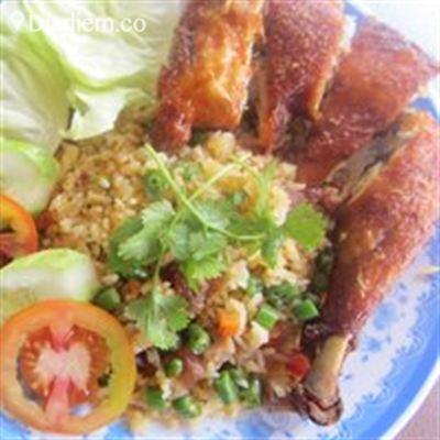 Cơm Gà Nhật Mai