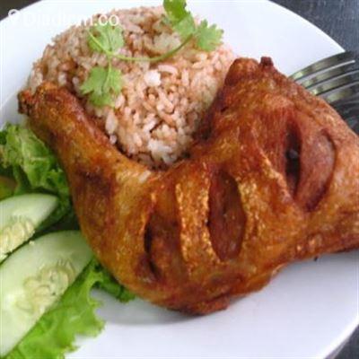 Cơm Gà Phượng