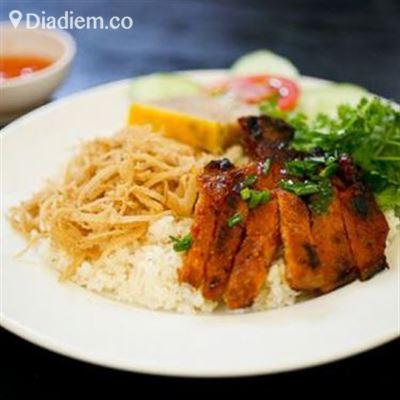 Cơm Tấm Bình Dân – 136 Nguyễn Việt Hồng
