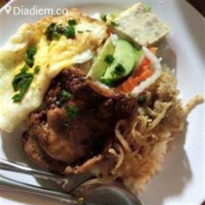 Cơm Tấm – Cách Mạng Tháng Tám