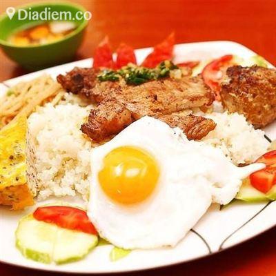 Cơm Tấm Càri Trương – Tạ Hiện