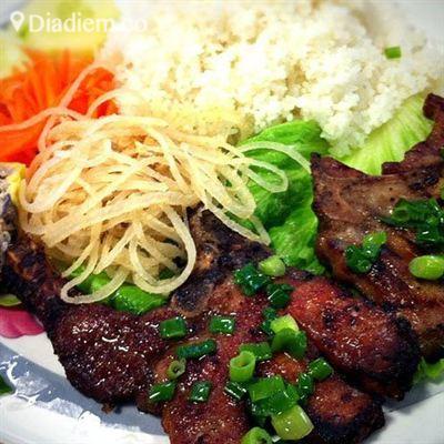 Cơm Tấm Giáp Phương – Ao Sen