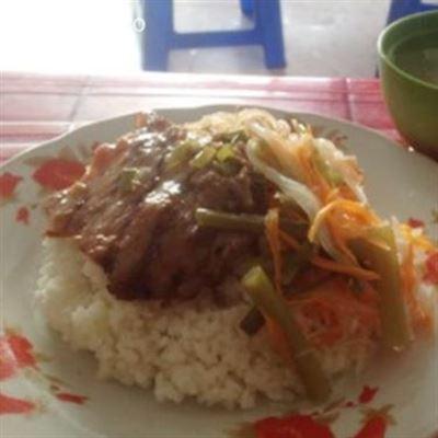 Cơm Tấm – Trần Hưng Đạo