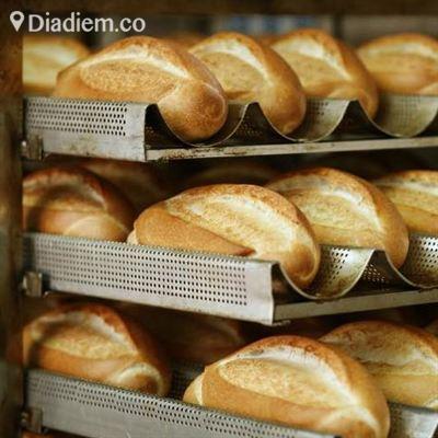Đức Tưởng – Bánh Mì