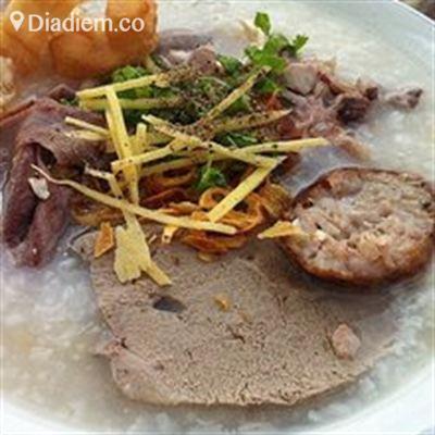 Hiếu Loan – Cháo Lòng Tiết Canh