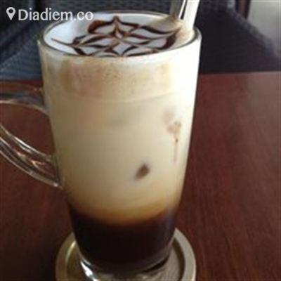 Hợp Phố Cafe