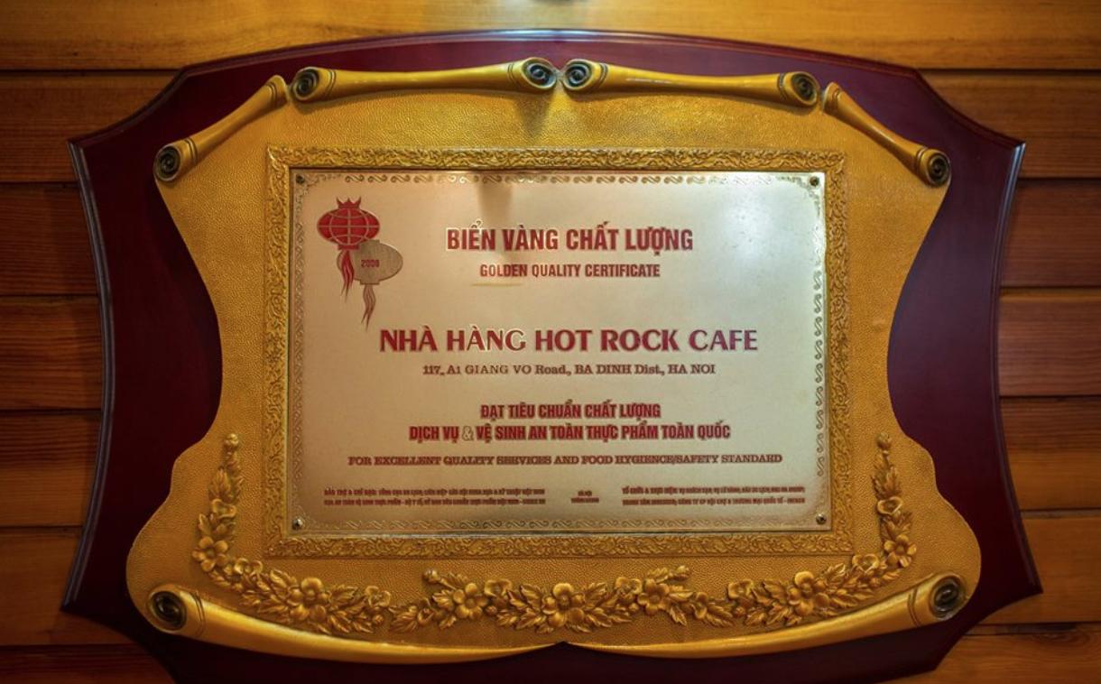Hot Rock Cafe – Giảng Võ