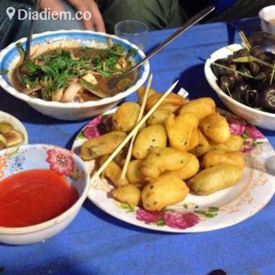 Khu Ăn Vặt Triều Khúc – Chợ Triều Khúc