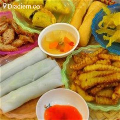 Ku Zjm – Quán Ăn Vặt – Ngõ Đông Thái