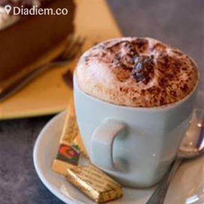L’arbre – Cake & Coffee Shop