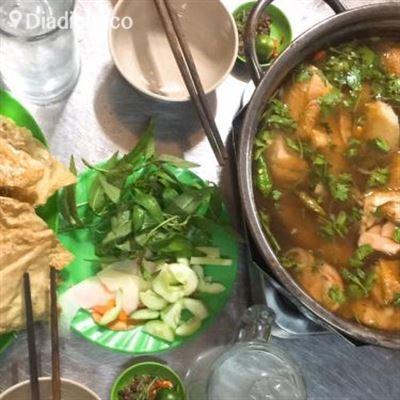 Lẩu Gà Bà Bộ