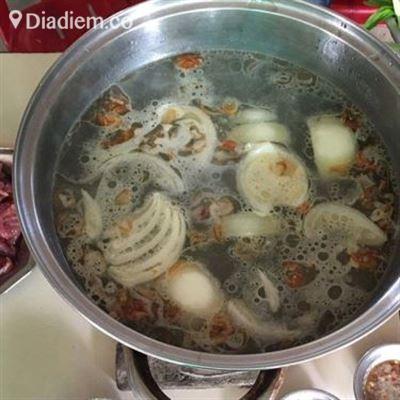 Lẩu Mắm Cây Trứng Cá