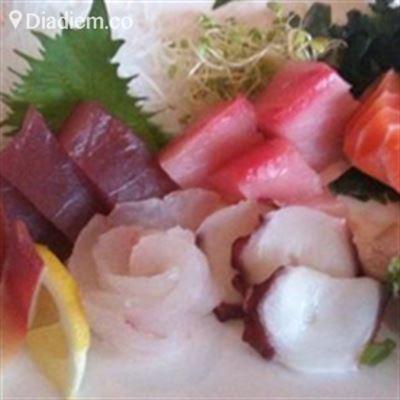 Lucky Sushibar – Royal City