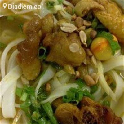 Mì Quảng Cây Me