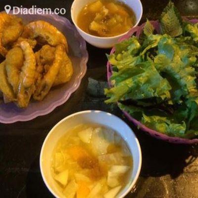 Nga – Bánh Tôm, Bánh Gối, Há Cảo