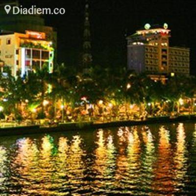 Ninh Kiều Cafe