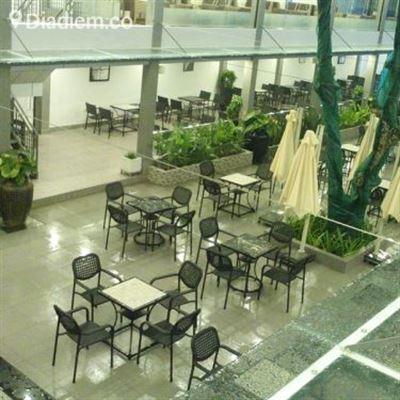 Phiếm Coffee Lounge