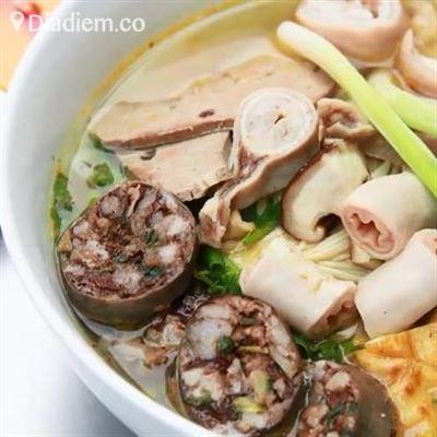 Quán 20 – Bún Lòng & Chân Gà Rang Muối