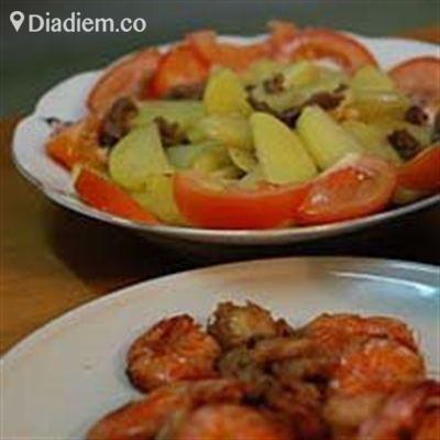 Quán cơm bình dân Anh Quân