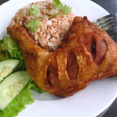 Quán Thành Trung 2 – Cơm Gà Xối Mỡ