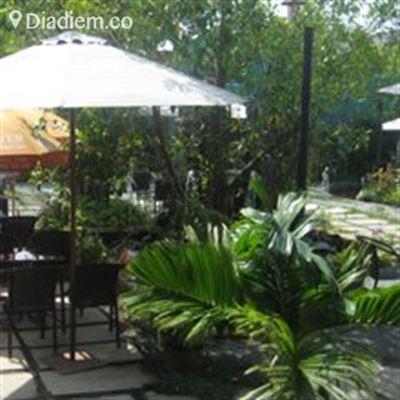 Sân Vườn 131 Cafe
